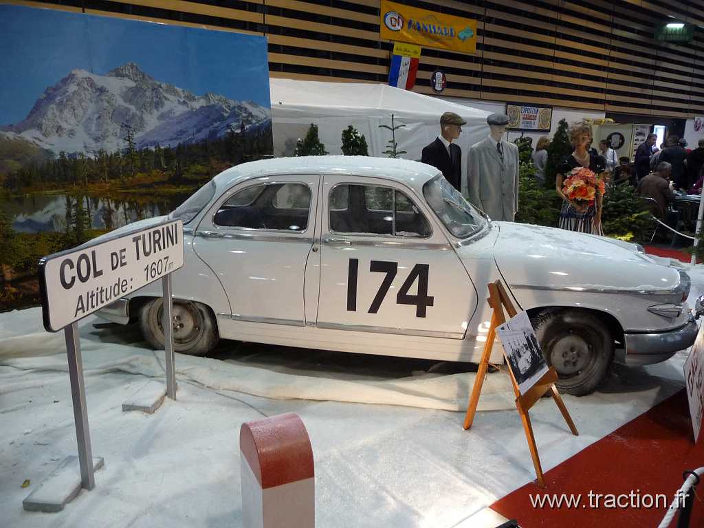 2011_epoquauto (105).jpg - 05/11/2011 - 69000 LYON - EPOQU'AUTO - 33ème Salon International Autos & Motos Anciennes - PANHARD PL 17 -Type L4 - Tigre - 1961